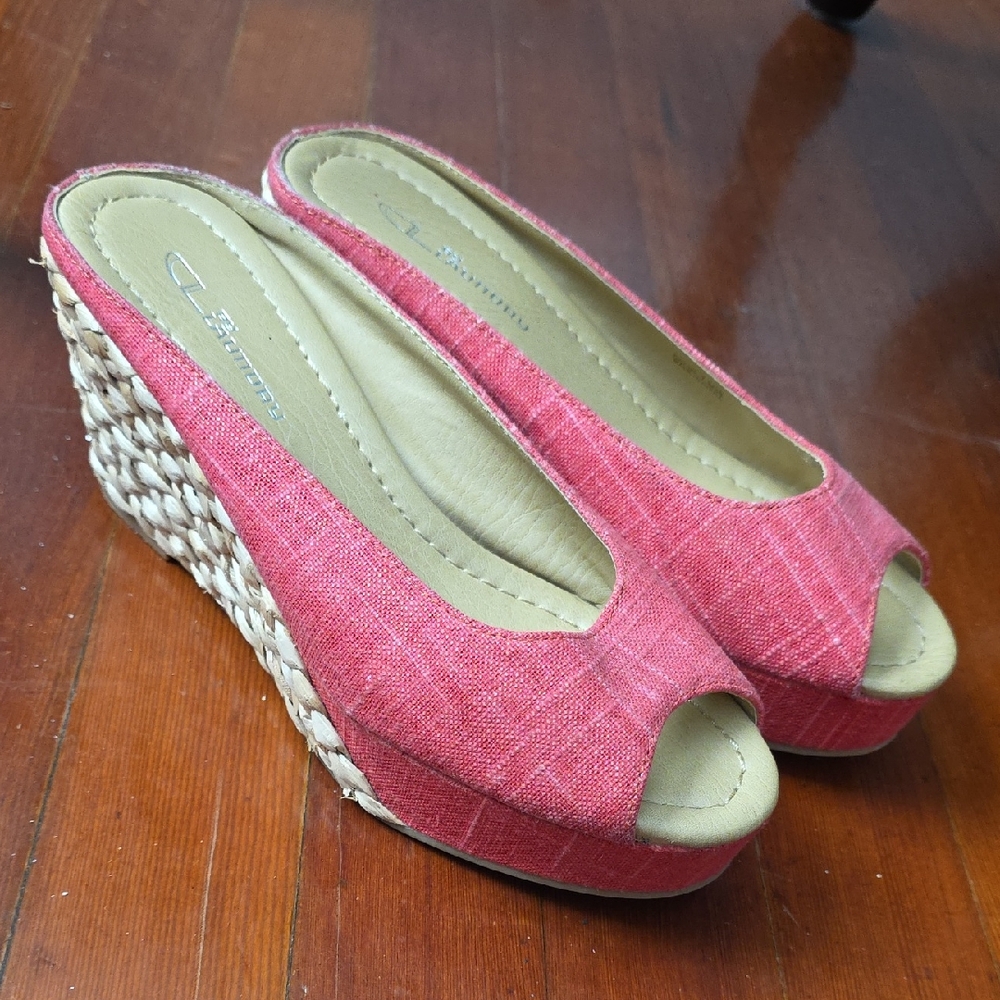 CL by Laundry Coral Woven Wedges